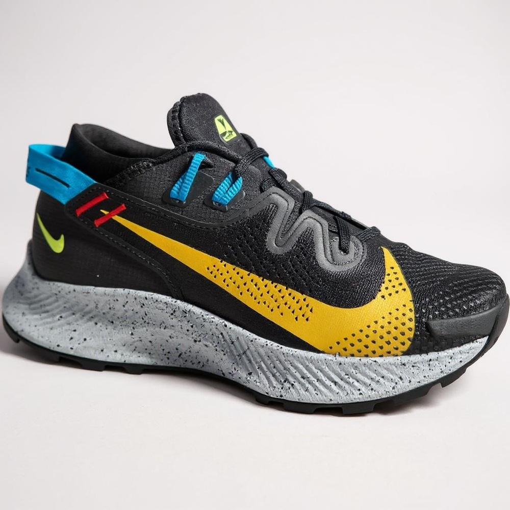 Nike Mens Pegasus Trail 2 - Black/Dark Sulfur-Off Noir 8.5